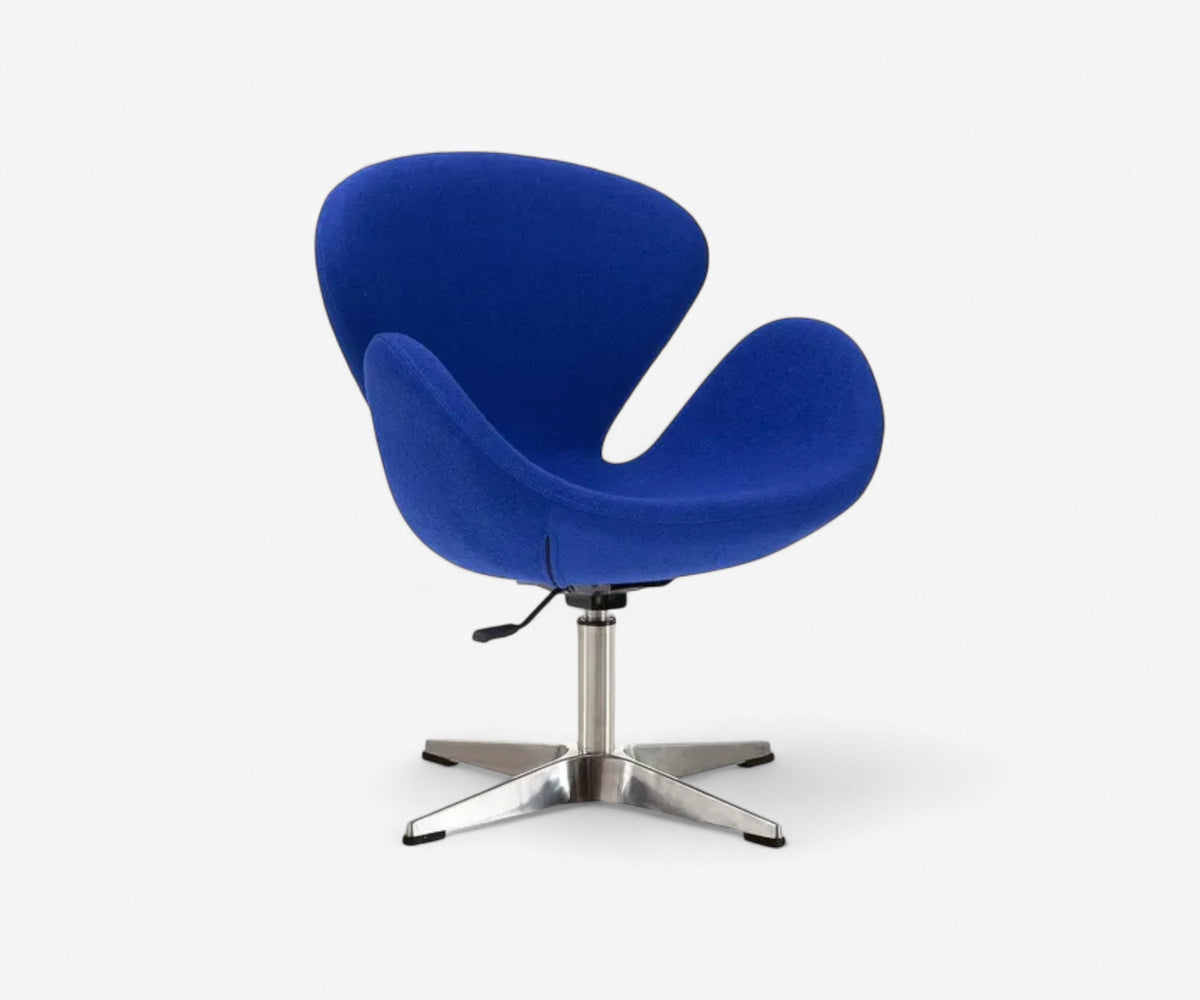 Swan Chair - The Essential
